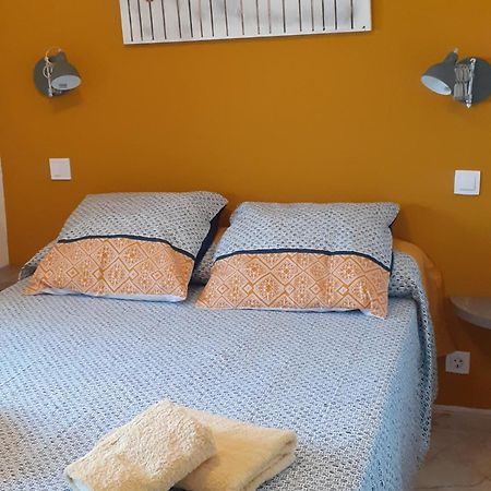 Appartement Vue Mer 40 Metres De La Plage 库列拉 外观 照片